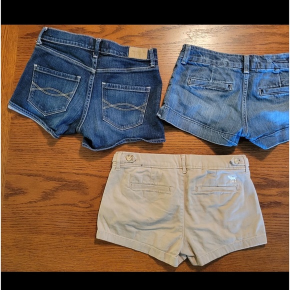 3 Pair Lot! 2 pair Abercrombie and Fitch Shorts & 1 pair American Eagle Shorts - Picture 3 of 3